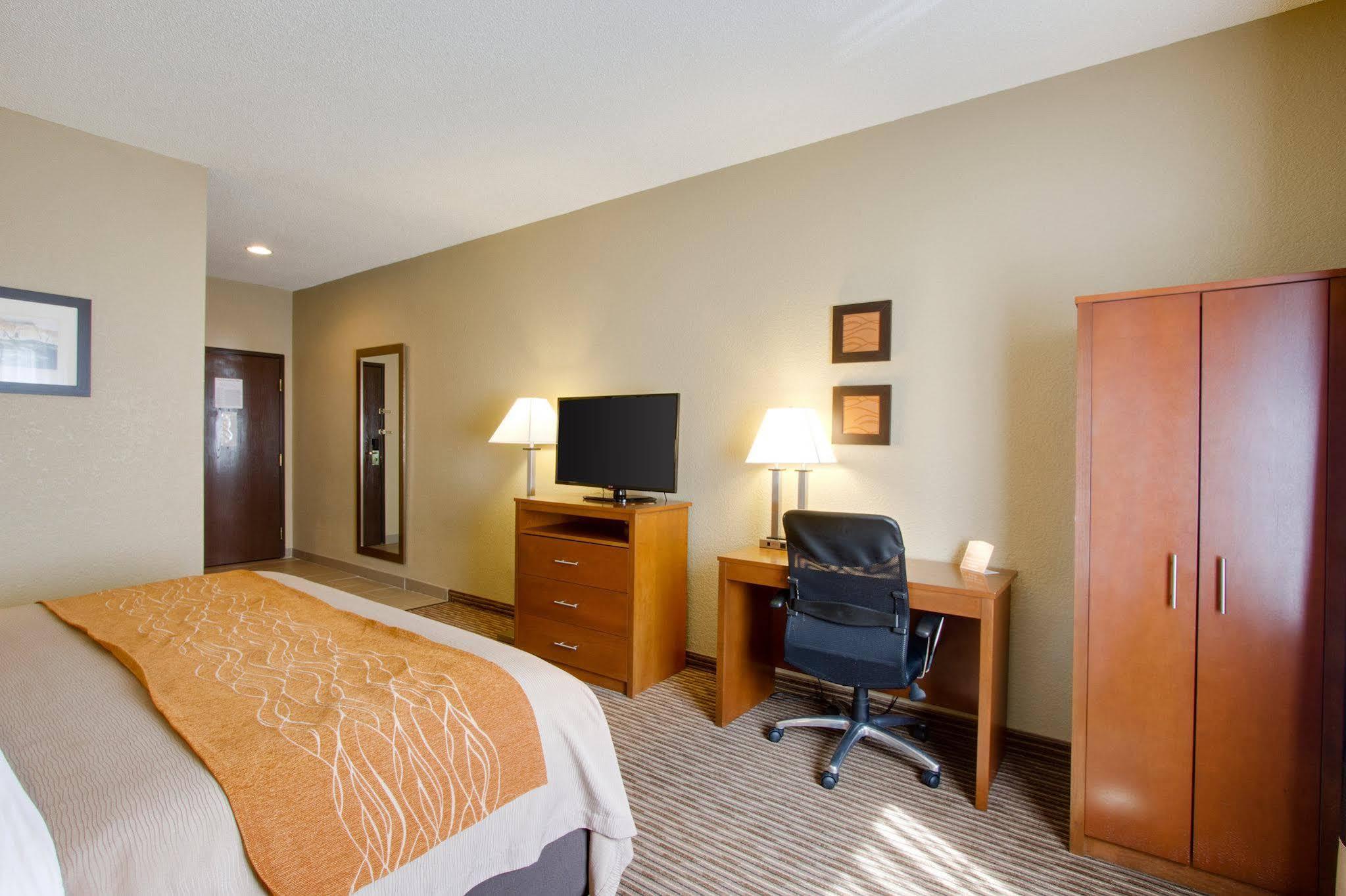 Comfort Inn&Suites Bellevue - Omaha Offutt AFB Extérieur photo